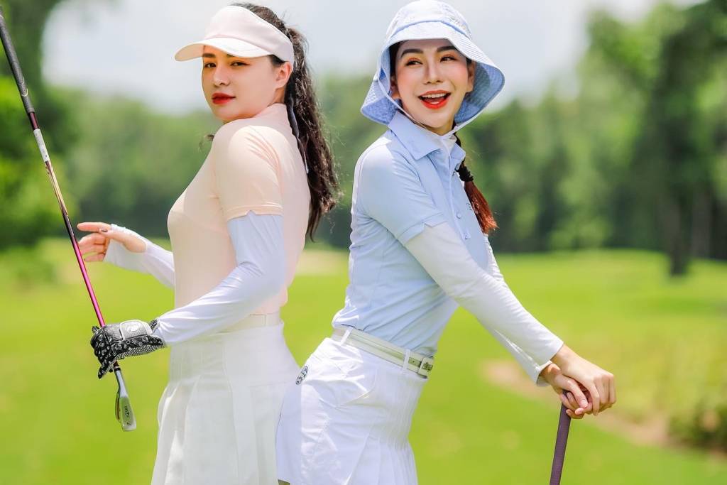 Hazzys Golf Việt Nam đa dạng size số từ áo golf Hazzys nữ cho đến áo golf Hazzys nam