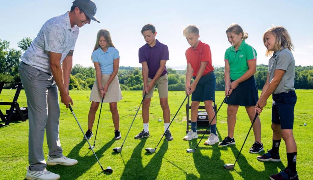 Lớp học golf cho trẻ em
