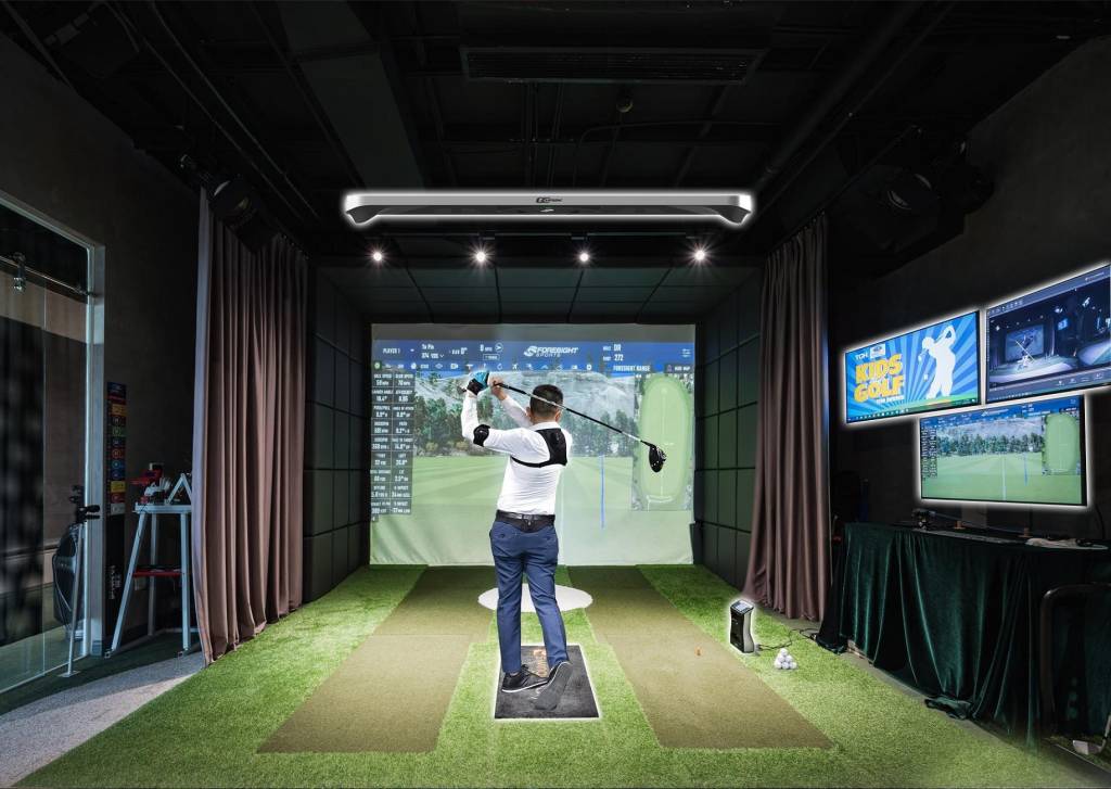 Cách đánh bóng trong phòng golf 3D