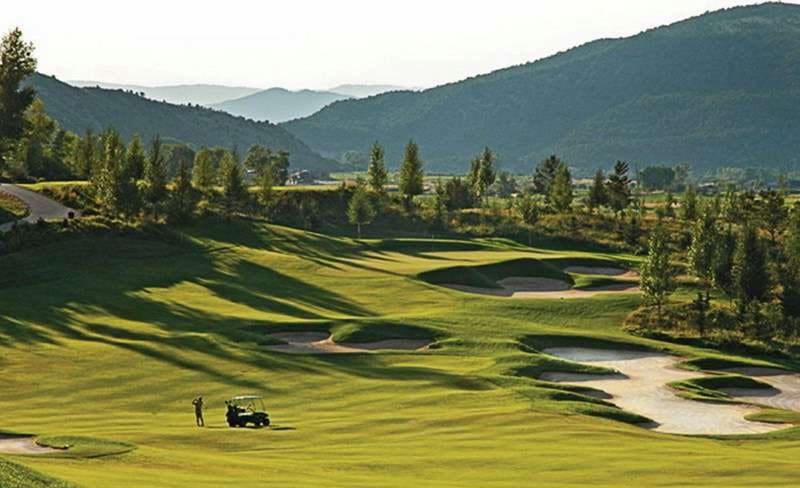 Các sân golf ở Hà Nội chuyên nghiệp - Legend Hill