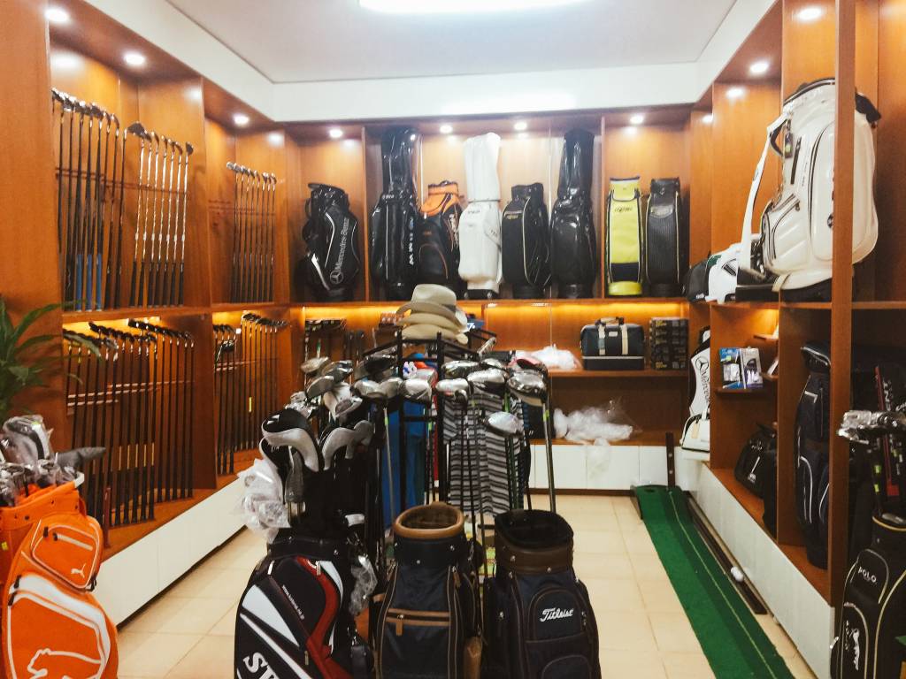 Cửa hàng bán đồ golf GolfWorld