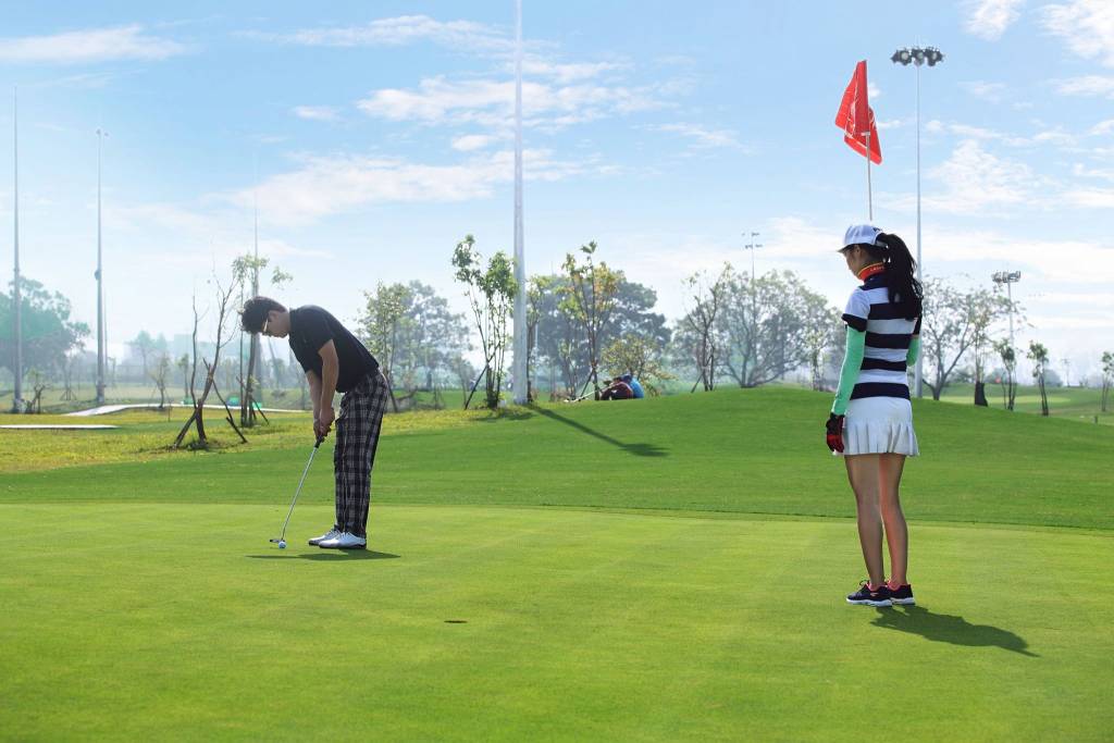 Sân tập Golf Hà Đông được rất nhiều golfer yêu thích