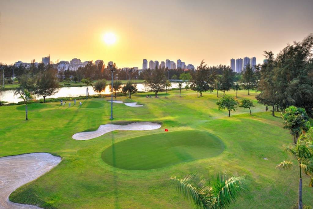 Golf Course được phân loại dựa trên địa hình