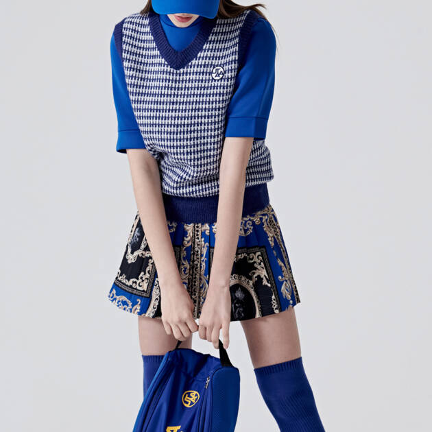 UTAA Rabbit Tooth Knit Vest : Sky Blue