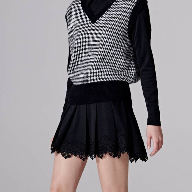 UTAA Rabbit Tooth Knit Vest : Black