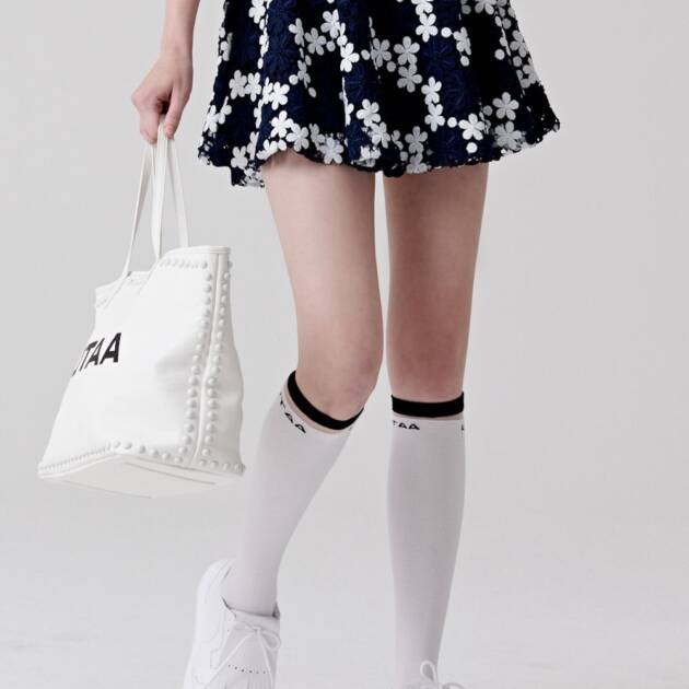 UTAA Lace Flower Net Flare Skirt : Navy