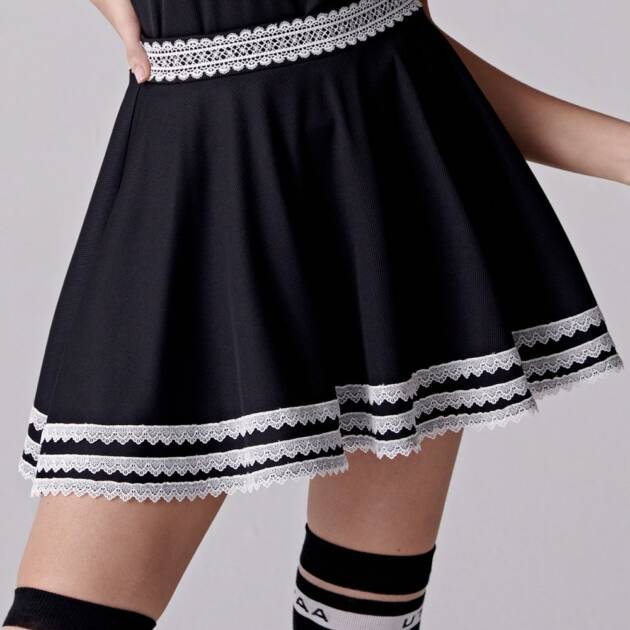 UTAA Triple Lace Flare Skirt : Women's Black