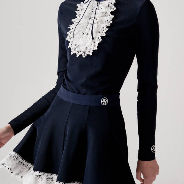 UTAA Notredame Ribbon Lace Flare Sleeve : Navy